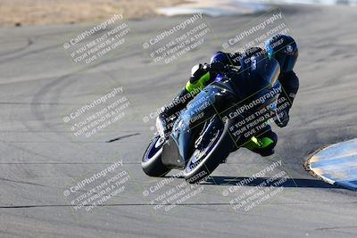 media/Jan-09-2022-SoCal Trackdays (Sun) [[2b1fec8404]]/Turns 9 and 8 (920am)/